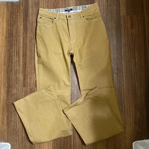 Burberry outlet pants yellow